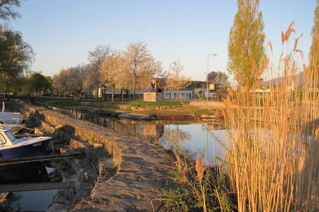 camping-yverdon-plage-yverdon-les-bains-q9kpu