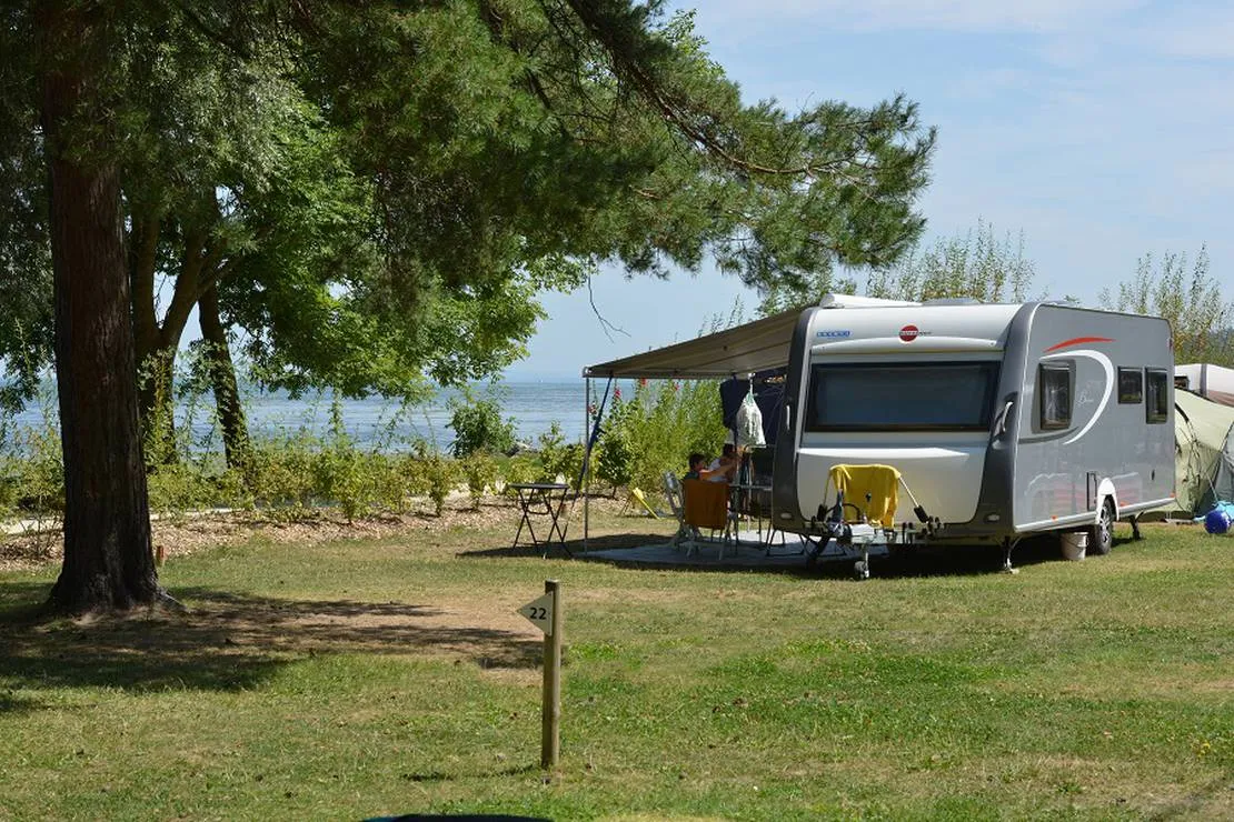 camping-yverdon-plage-yverdon-les-bains-vcb3v