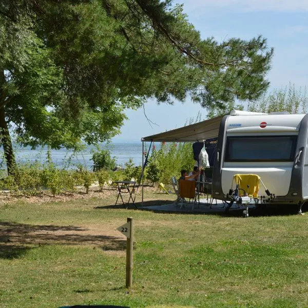 camping-yverdon-plage-yverdon-les-bains-vcb3v