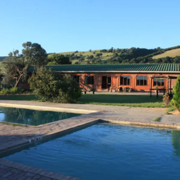 Woody Cape Backpackers and Nature Lodge