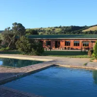 Woody Cape Backpackers and Nature Lodge