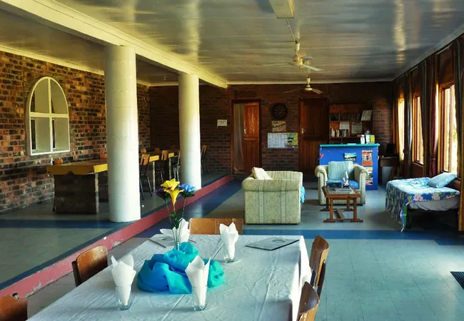 woody-cape-backpackers-and-nature-lodge-no-325-alexandria-qqesv