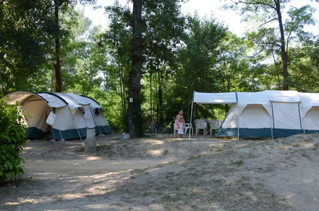 le-bois-des-roches-bouchet-zkrep