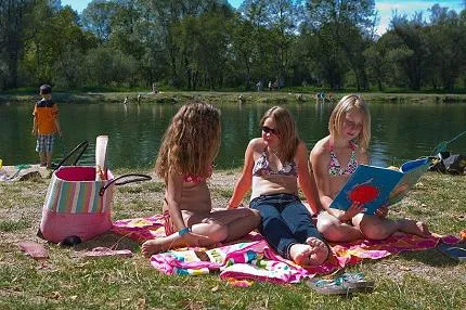 camping-des-pcheurs-jura-o1lhs