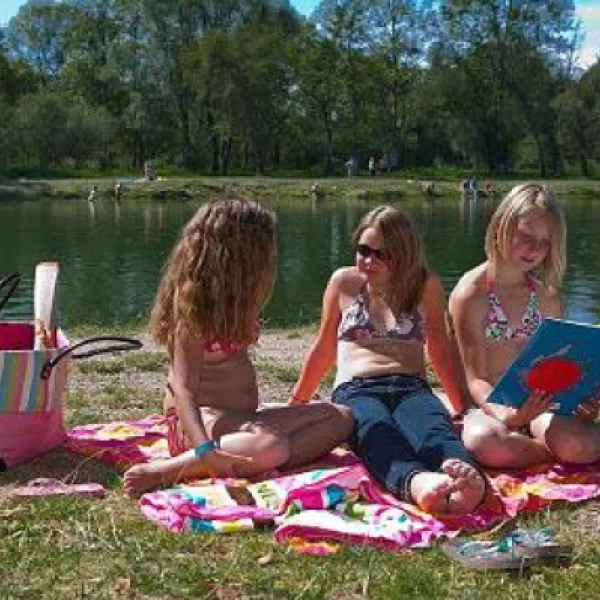 camping-des-pcheurs-jura-o1lhs