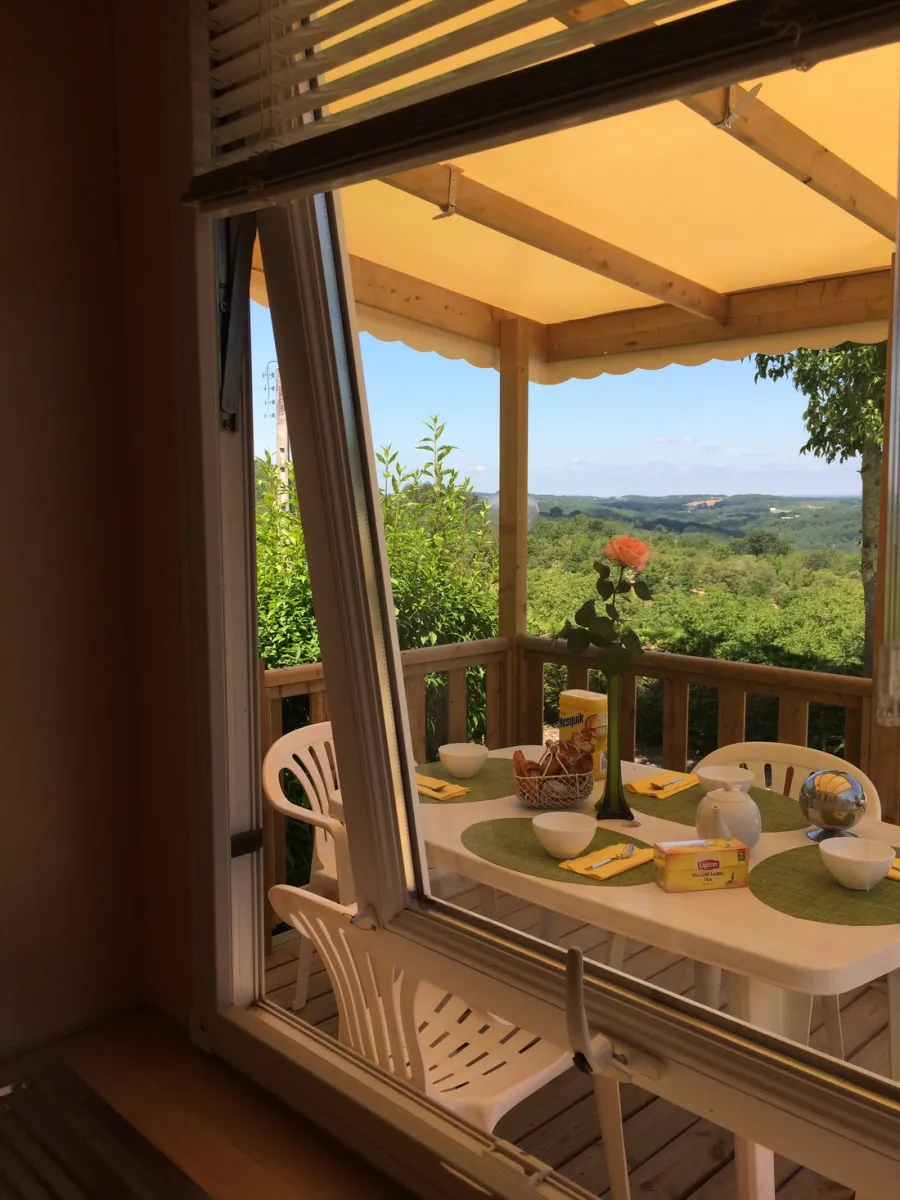 camping-le-daguet-saint-laurent-la-vallee-r3wna
