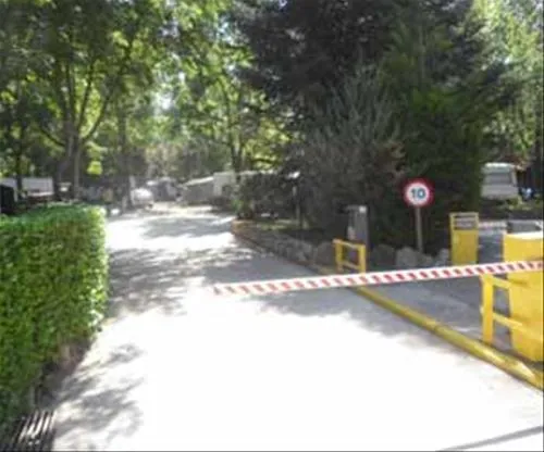 camping-els-roures-sant-pau-de-segries-nqw9s