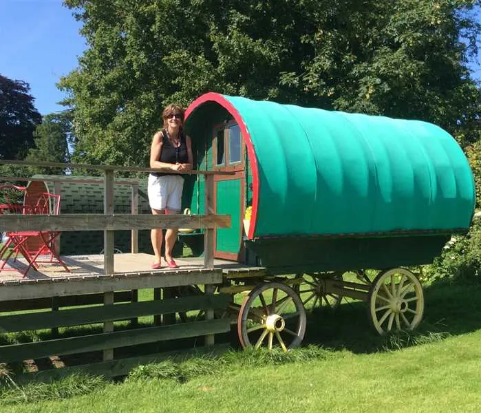 cheddar-touring-caravan-and-camping-park-cheddar-ij5jd