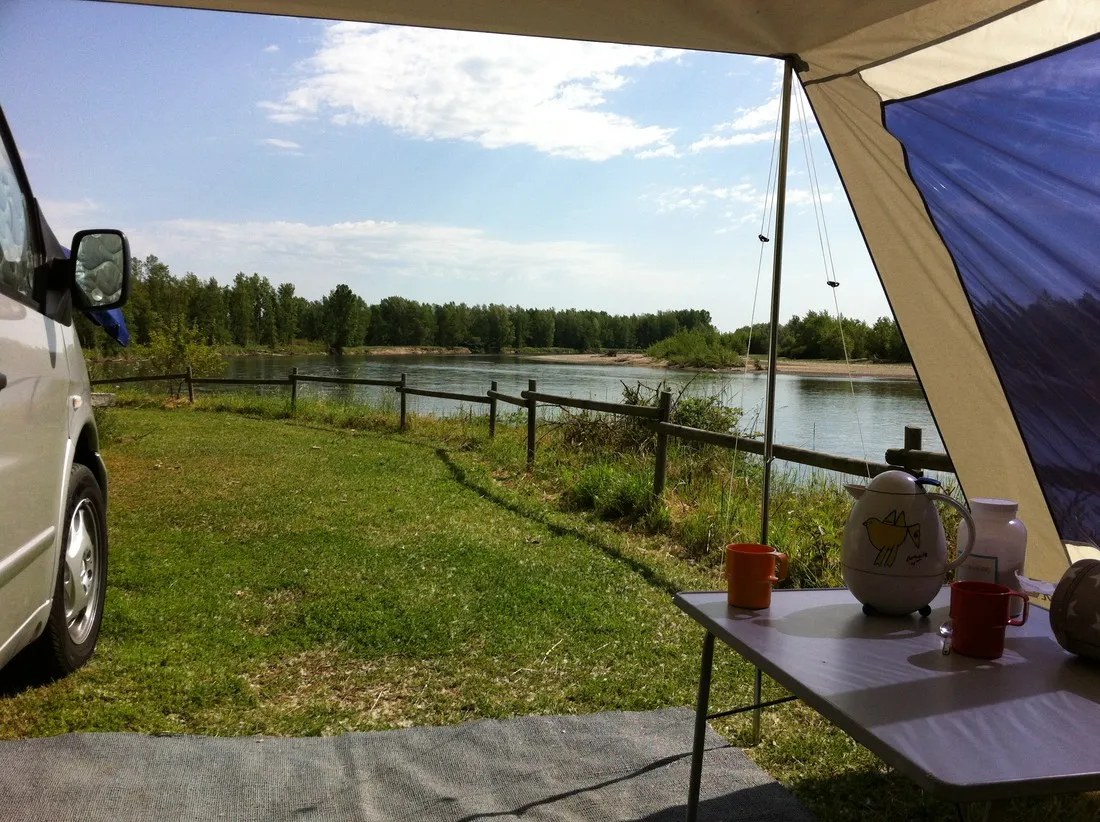 camping-deneuvre-chtel-de-neuvre-ktyvt