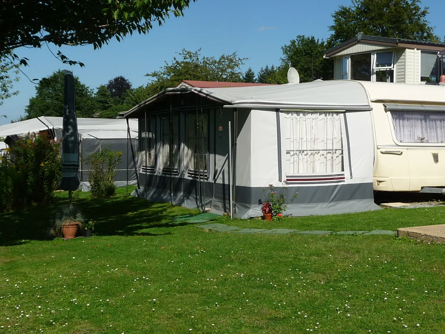 la-dime-camping-ecaussinneslalaing-kah4d