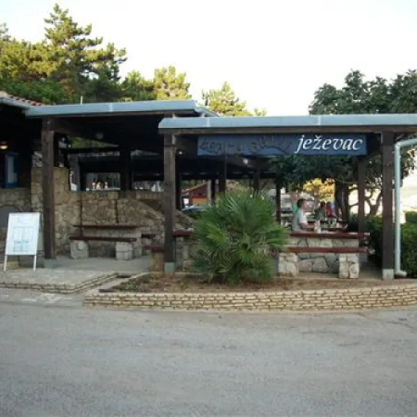 camping-jezevac-krk-xgmu5