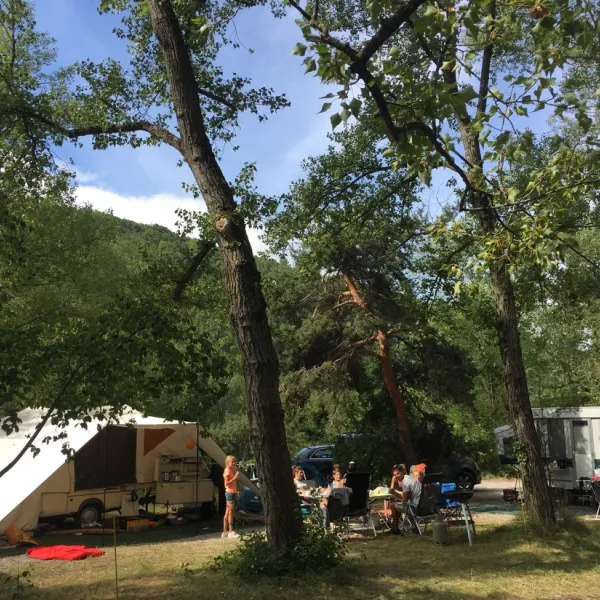 camping-les-chapelains-drme-9bqum