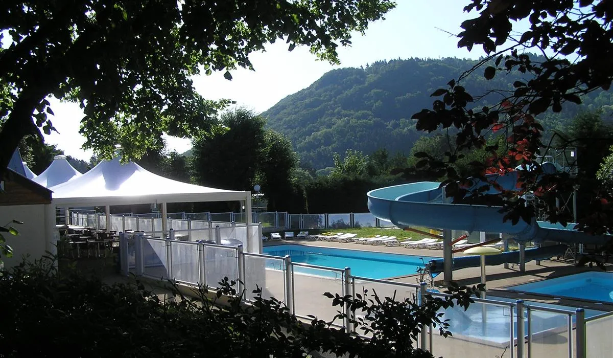 camping-la-ribeyre-murol-f3tf7