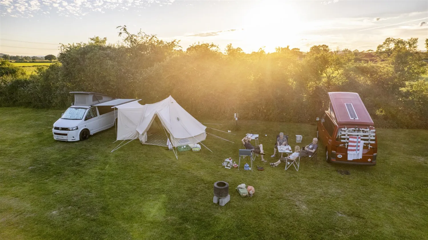 greenacres-camping-glastonbury-ym8h2