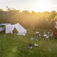 greenacres-camping-glastonbury-ym8h2