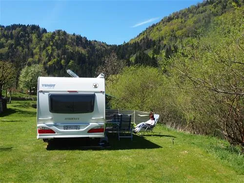 camping-tariche-saintursanne-jxyky