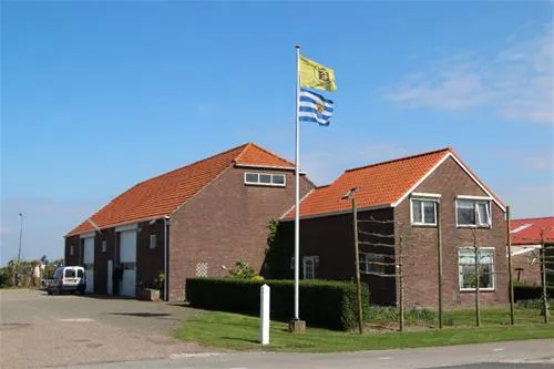 minicamping-de-strohalm-kerkwerve-fmthy