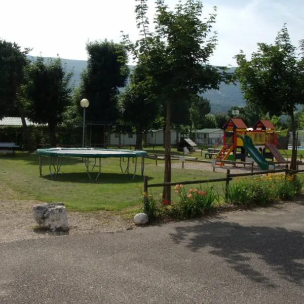 les-charmilles-vallieres-czhbp