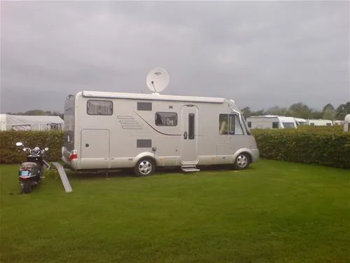 camping-elzenoord-vrouwenpolder-j3zkk