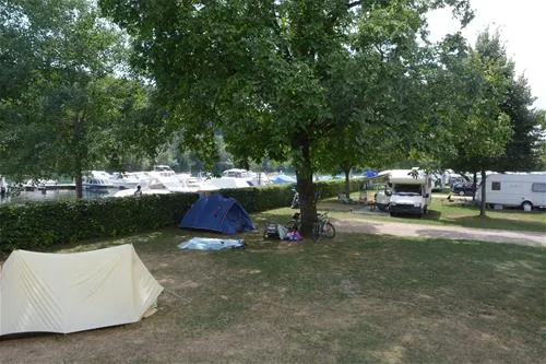 tcs-camping-solothurn-solothurn-njey0