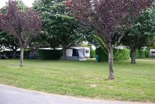 camping-municipal-la-franqueze-alban-12awj
