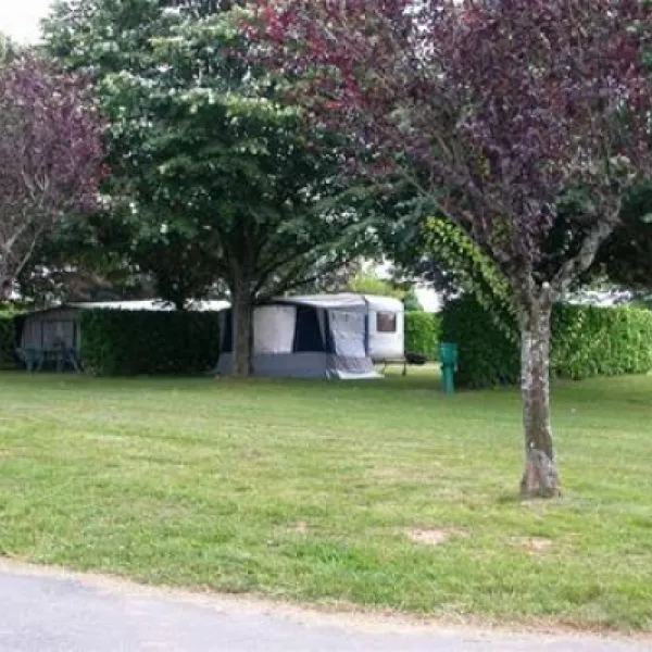 camping-municipal-la-franqueze-alban-12awj