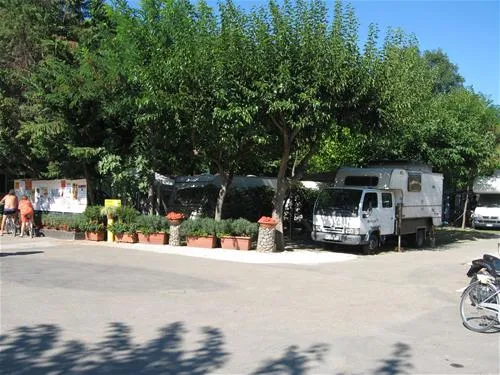 campeggio-romagna-milano-marittima-zctr4