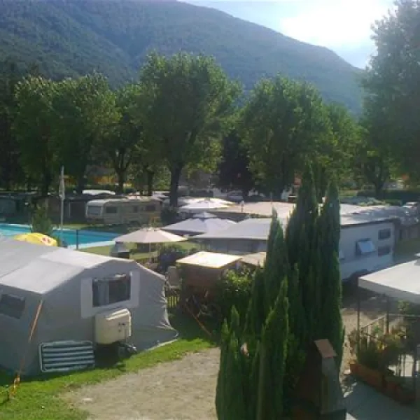 Camping & Pool Joghi e Bubu
