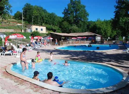 camping-village-le-moulin-de-surier-beaumontduprigord-jucux
