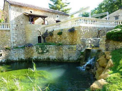 camping-village-le-moulin-de-surier-beaumontduprigord-yzzrp