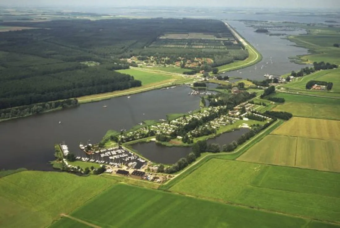 jachthavencamping-roggebotsluis-kampen-xf89h
