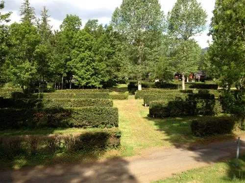 domaine-du-lac-chambon-murol-hley6