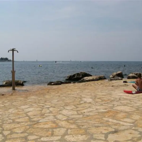 campingin-stella-maris-umag-umag-eo8iz