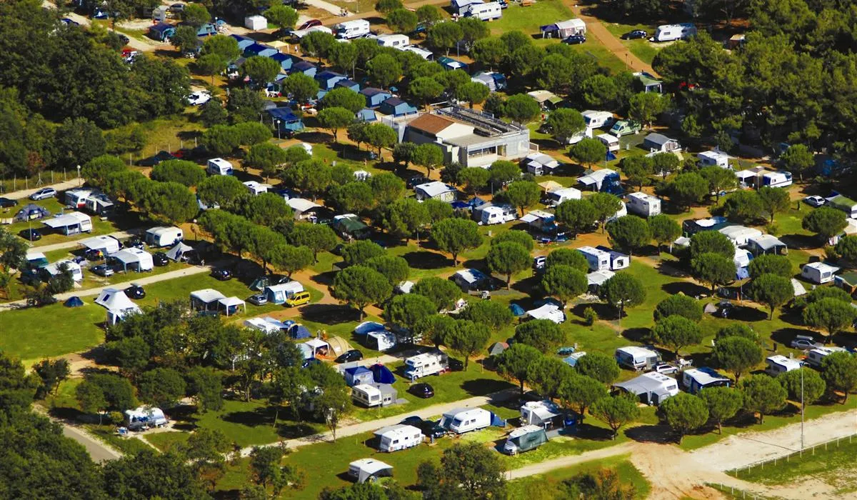 campingin-stella-maris-umag-umag-yowd9