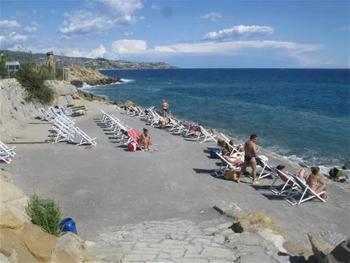 campeggio-villaggio-dei-fiori-san-remo-h5hq6