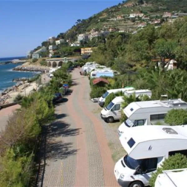 campeggio-villaggio-dei-fiori-san-remo-ttxws