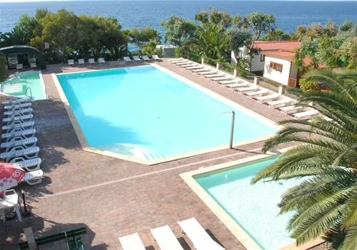 campeggio-villaggio-dei-fiori-san-remo-txpau