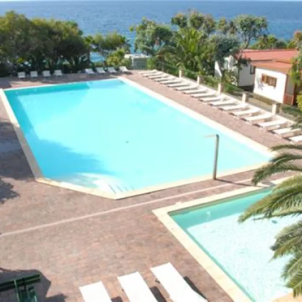campeggio-villaggio-dei-fiori-san-remo-txpau