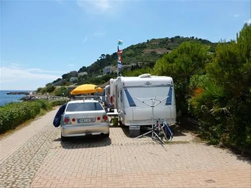 campeggio-villaggio-dei-fiori-san-remo-xkwtf