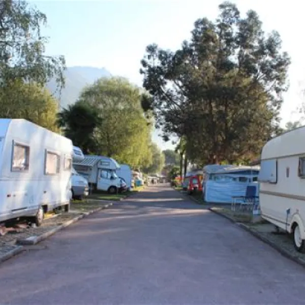 caravan-camping-miralago-sa-tenero-044lq