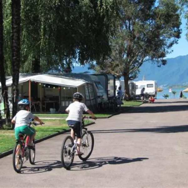 caravan-camping-miralago-sa-tenero-966c4