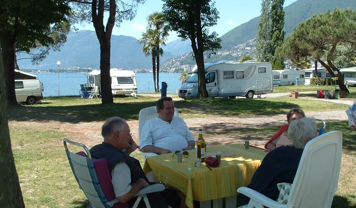 caravan-camping-miralago-sa-tenero-cqa4j