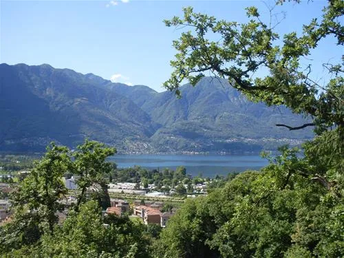 caravan-camping-miralago-sa-tenero-gtylq