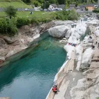caravan-camping-miralago-sa-tenero-irodn