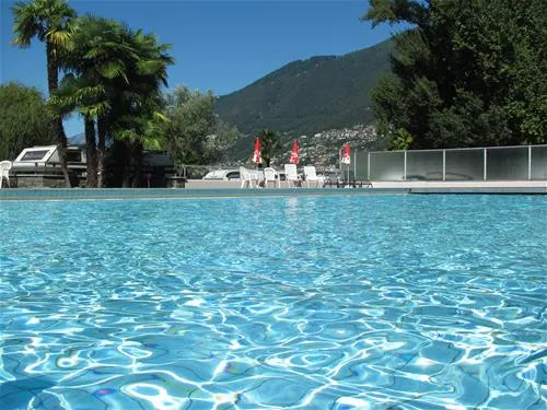 caravan-camping-miralago-sa-tenero-kg0ft