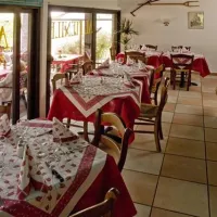 caravan-camping-miralago-sa-tenero-ouuzj