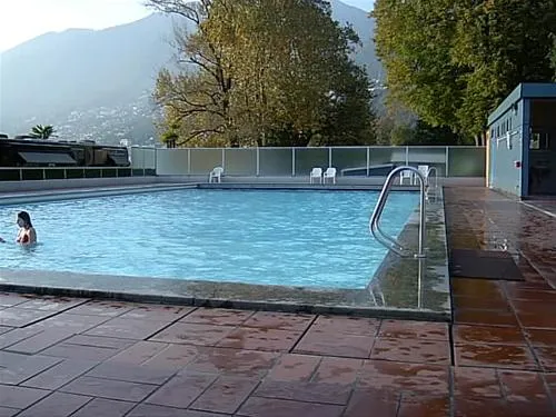 caravan-camping-miralago-sa-tenero-pxbsp