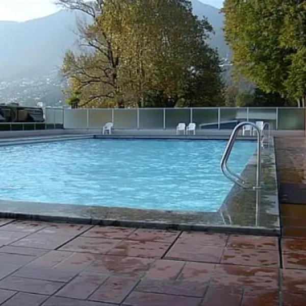 caravan-camping-miralago-sa-tenero-pxbsp