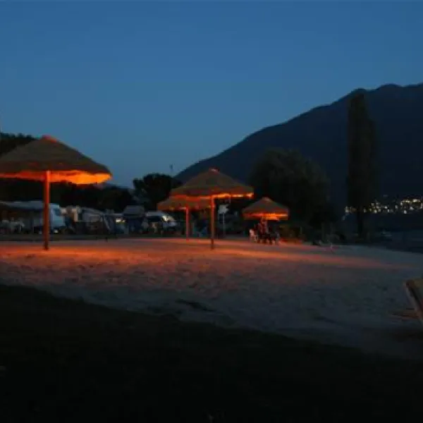 caravan-camping-miralago-sa-tenero-ttzwv