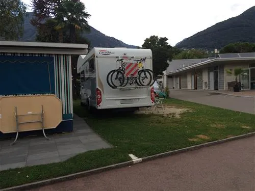 caravan-camping-miralago-sa-tenero-vmupg